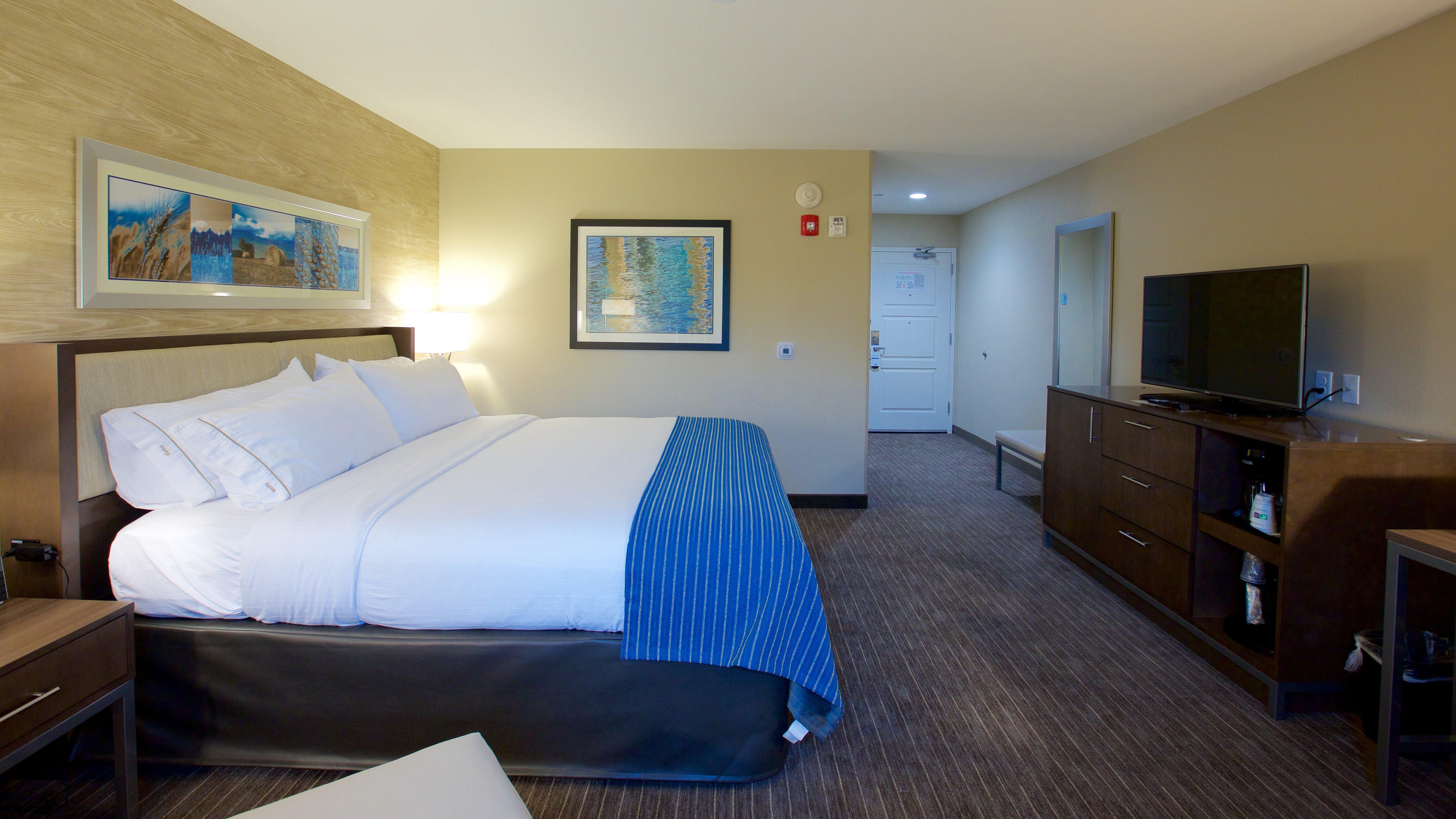 Holiday Inn Express Fargo Sw I94 Medical Center, An Ihg Hotel Exterior foto